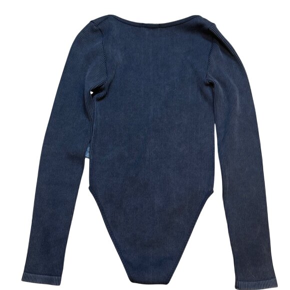 Forever21 Long Sleeve Ribbed Bodysuit Scoop Neck Size S NWT - Picture 3 of 6